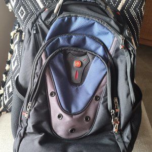 Blue Swiss Gear Backpack With Multiple Pockets